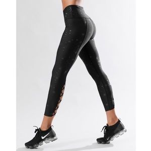 NEW Carbon38 Nova Leo Black Star Yoga Leggings Small